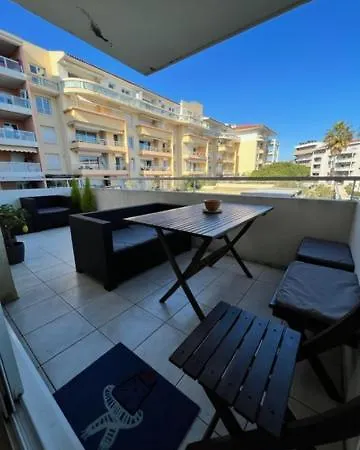 Terrasse Pres De La