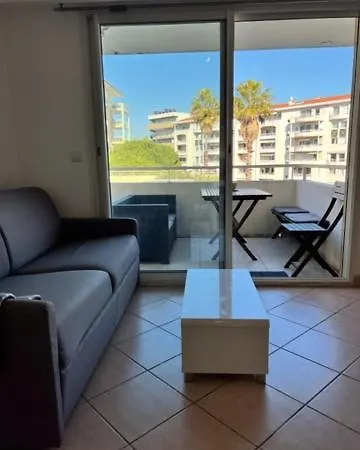 Apartment Terrasse Pres De La
