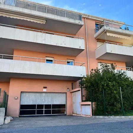 Apartment Terrasse Pres De La Antibes