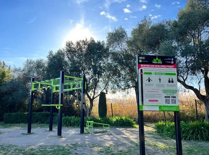 Terrasse Pres De La אנטיב